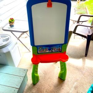 V-Tech Kids Digital Easel